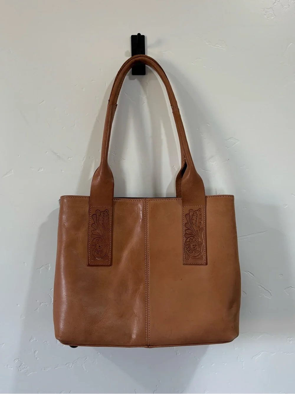 STS Ranchwear Yipee Kiyay tote bag purse cowhide tooled leather